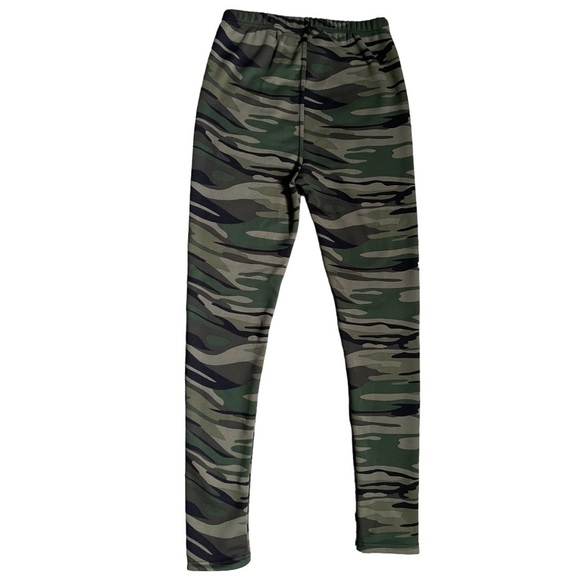 Just Cozy Faux Fur-Lined Camo Leggings Size Medium Tall - Picture 5 of 7